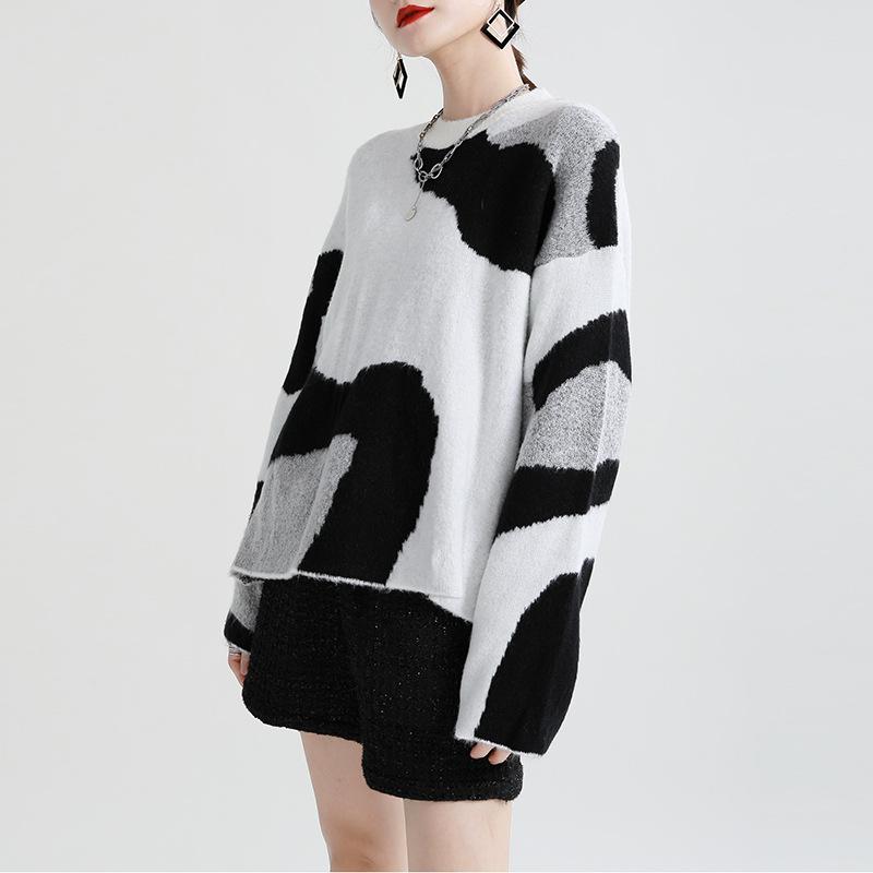 Casual Cow Round Neck Knitting Women Sweaters-Women Sweaters-JEWELRYSHEOWN