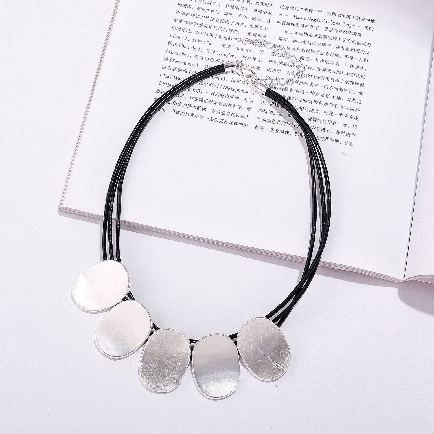 Fashion Ethnic Alloy Geometry Shape Necklace for Women-Necklaces-JEWELRYSHEOWN