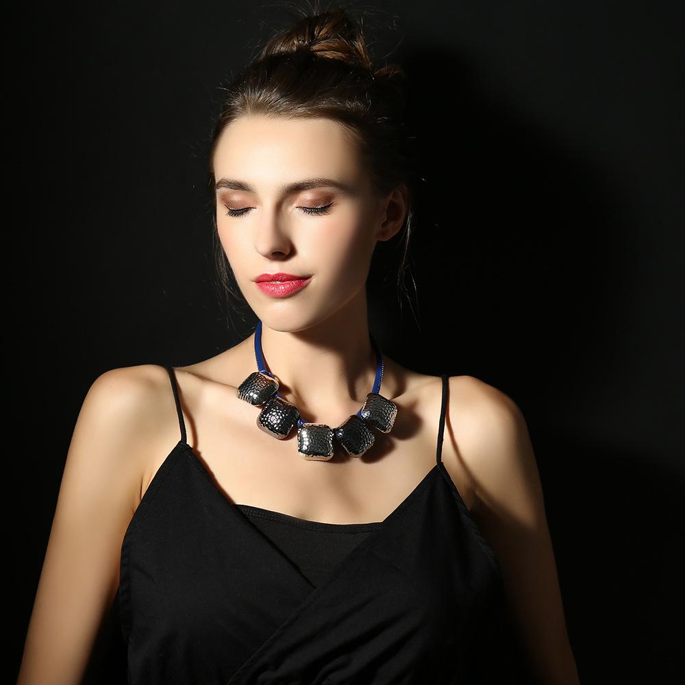Vintage Irregular Square Clavicle Women Necklace-Necklaces-JEWELRYSHEOWN