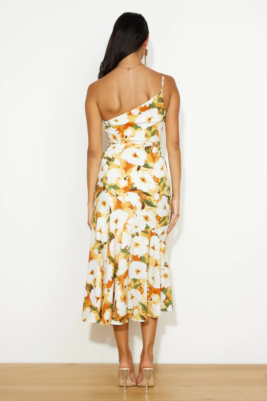 Fashion Summer One Shoulder Midi Length Dresses